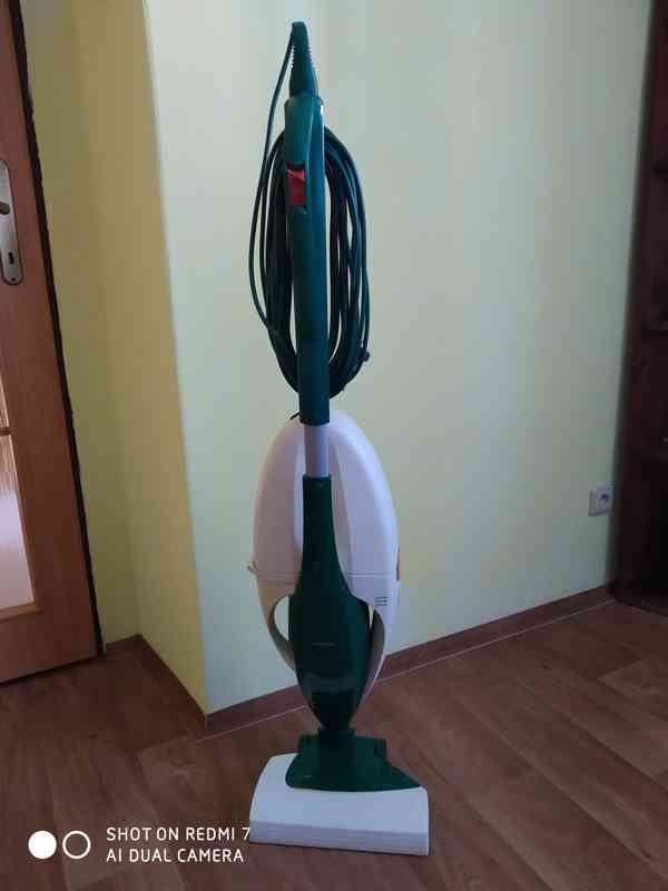 Prodám Vysavač VORWERK KOBOLD 130 s elektronickou klepaci hl - foto 1