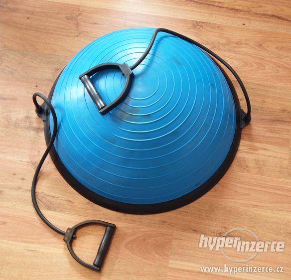 Balanční míč (obdoba BOSU) + kniha - foto 1