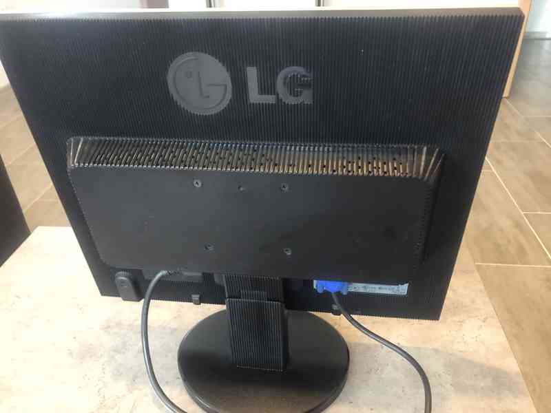 Monitor Lg Flatron L1952S - foto 4