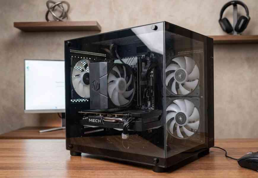 Nová skladba, balení / 64 GB RAM / 2500GB / 24x CPU / 6600XT - foto 2