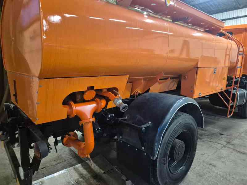 Kropička kropící vůz KAROSA LIAZ SA8 L110 (SS) - foto 9