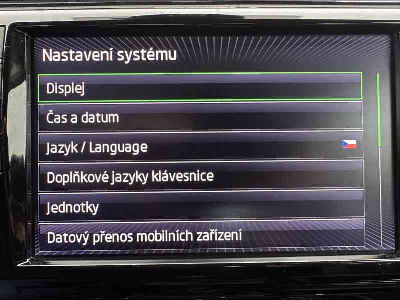 Škoda Superb 2.0 TDI 140kW/L&K/ČR/DPH/1Maj - foto 31