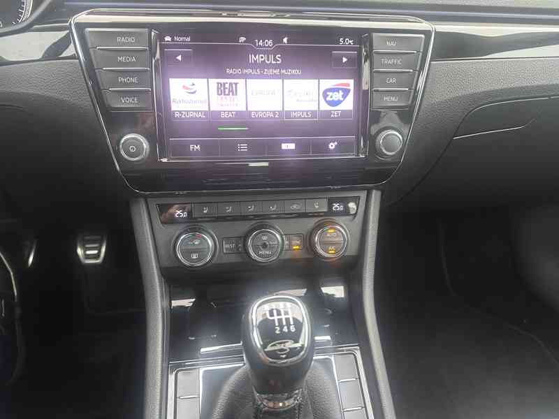Škoda Superb 2.0 TDI 140kW/L&K/ČR/DPH/1Maj - foto 26