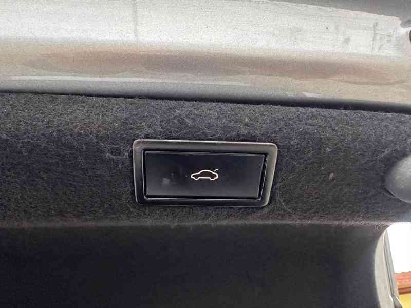 Škoda Superb 2.0 TDI 140kW/L&K/ČR/DPH/1Maj - foto 19