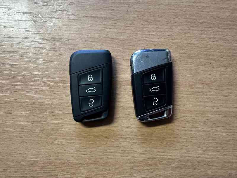 Škoda Superb 2.0 TDI 140kW/L&K/ČR/DPH/1Maj - foto 50