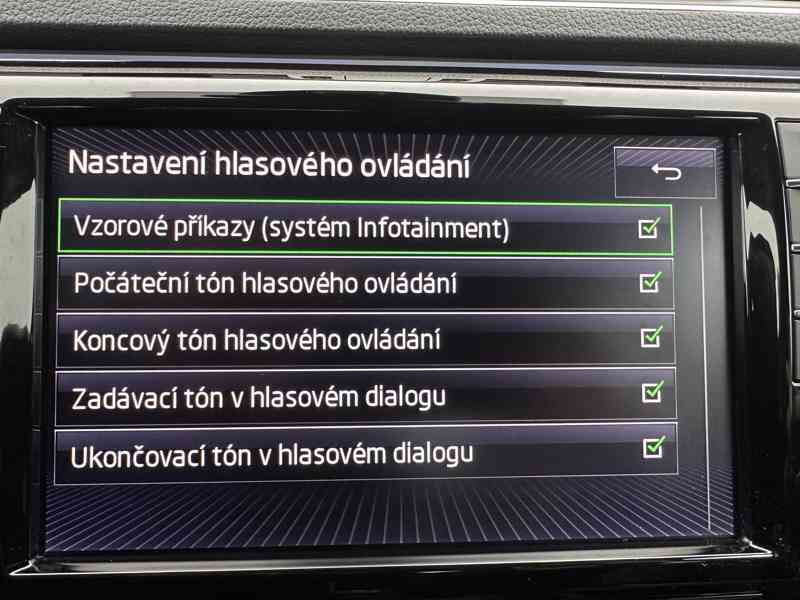 Škoda Superb 2.0 TDI 140kW/L&K/ČR/DPH/1Maj - foto 32