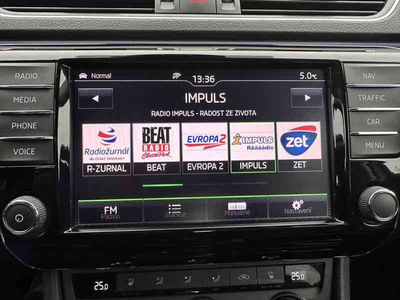 Škoda Superb 2.0 TDI 140kW/L&K/ČR/DPH/1Maj - foto 41