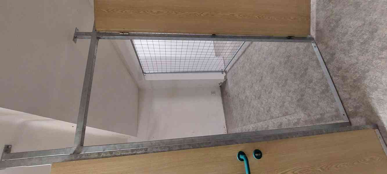Pronájem sklepní kóje v centru Jablonce 4 m2 - foto 3