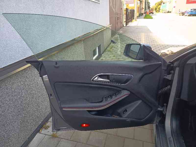 MERCEDES Benz CLA 220CDI 4Matic SPORT 1 majitel ČR - foto 25