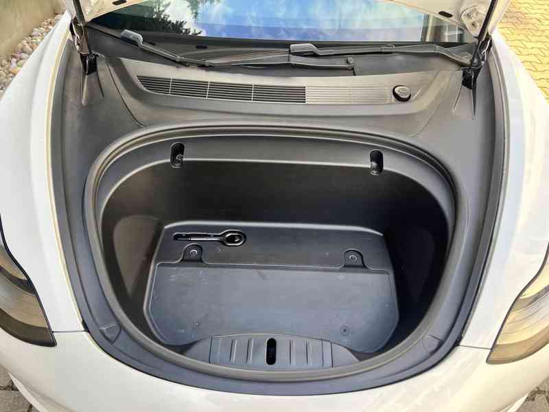Tesla model 3 Standard Range Plus - foto 6