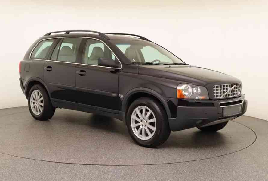 Volvo XC90 2.5T AWD Momentum benzín 154kw - foto 1