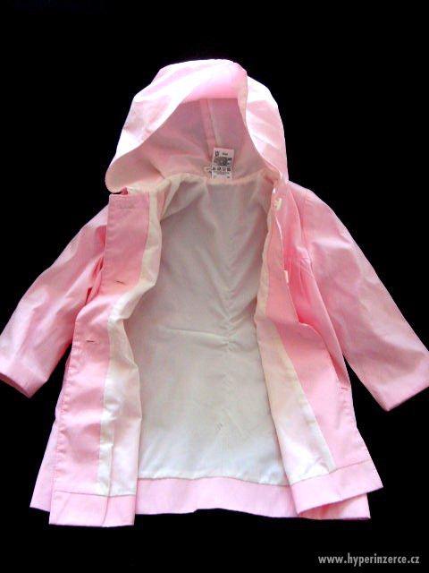 kabát  podzimní růžový s podšivkou nový vel.98 - foto 4