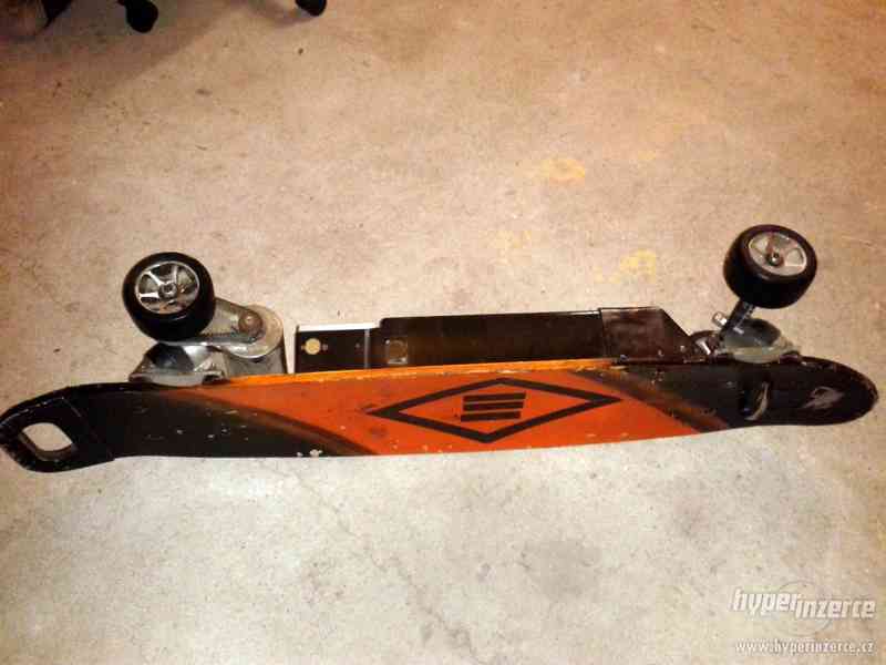 prodám elektrický skateboard - foto 4