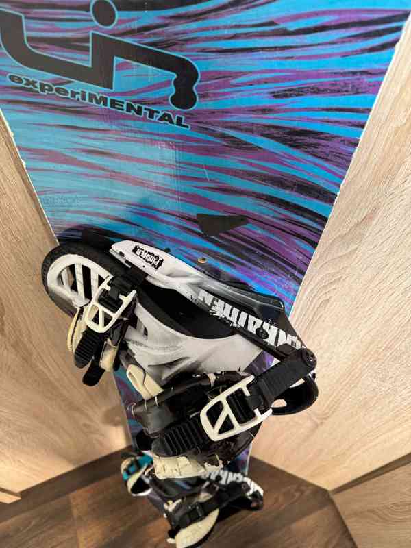 Snowboard komplet Lib Tech Skate Banana / Nitro boty vázání - foto 5