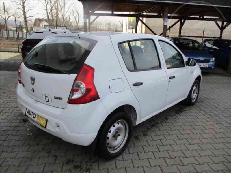 Dacia Sandero 1,4 MPi - foto 4