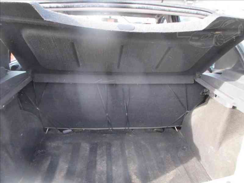 Dacia Sandero 1,4 MPi - foto 13