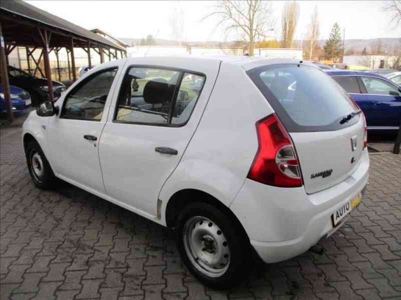 Dacia Sandero 1,4 MPi - foto 3