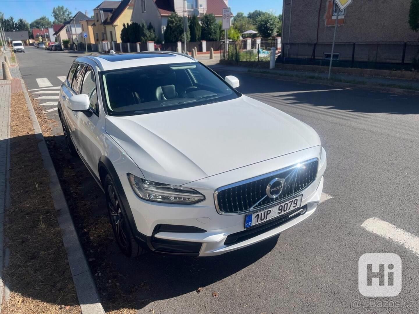 Volvo V90 2,0   Crosscountry, TDI D5 AWD - foto 1