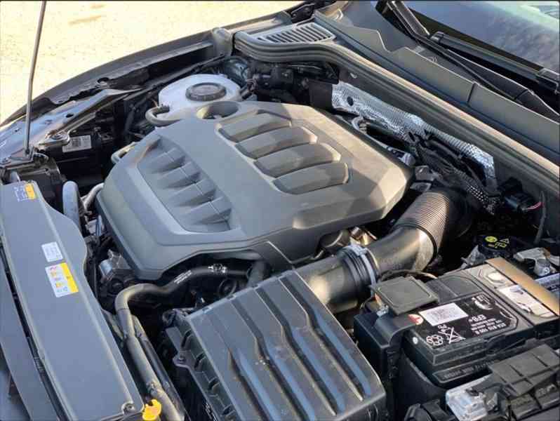 Volkswagen Golf 2,0   VIII, GTI, tsi - foto 10