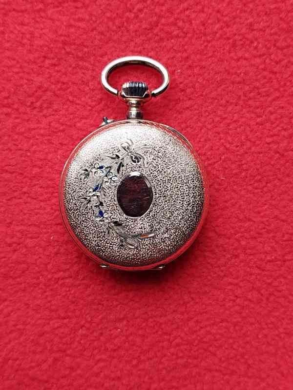 Zlaté dámské hodinky s řetízkem - foto 5