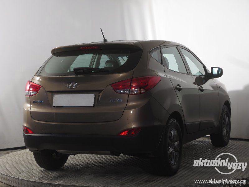 Hyundai ix35 1.6, benzín,  2015 - foto 5