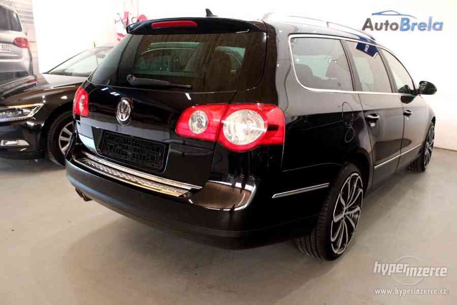 VW Passat B6 2.0 TDI DSG 125kW Exclusive Navi - foto 19