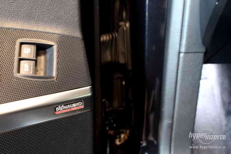 VW Passat B6 2.0 TDI DSG 125kW Exclusive Navi - foto 27