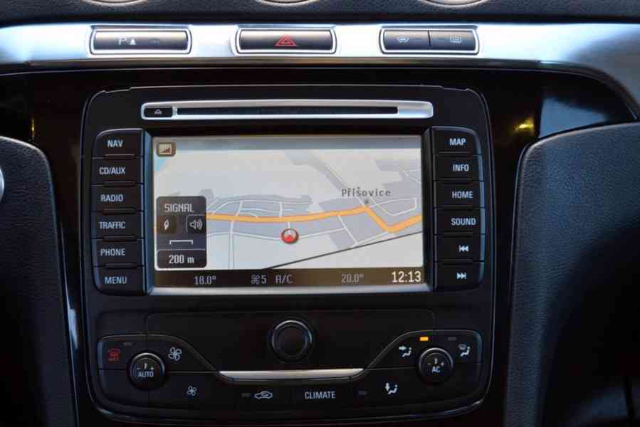 Ford S-Max 2.0 TDCI 103kW Titanium Panorama Xenon - foto 9