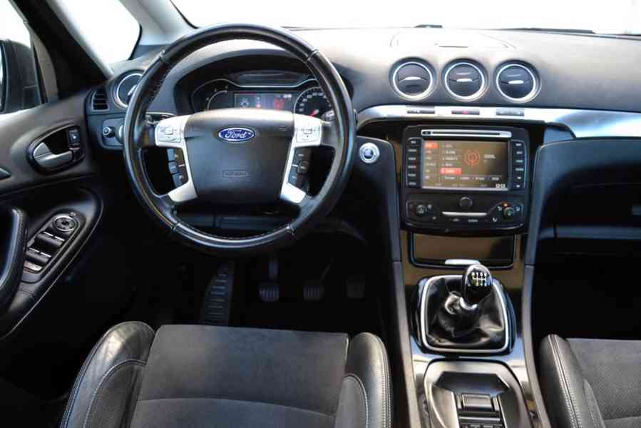 Ford S-Max 2.0 TDCI 103kW Titanium Panorama Xenon - foto 8