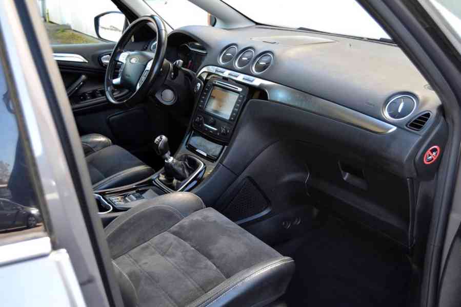 Ford S-Max 2.0 TDCI 103kW Titanium Panorama Xenon - foto 13