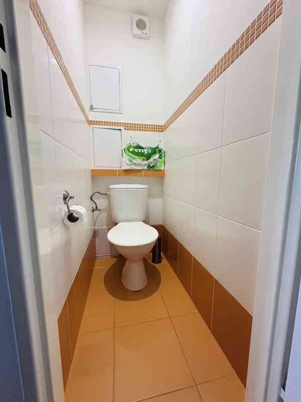 Pronájem 2+1 centrum Rakovníka, zařízeno - foto 8