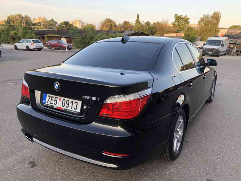 Automobil BMW  F 60 525 - foto 5