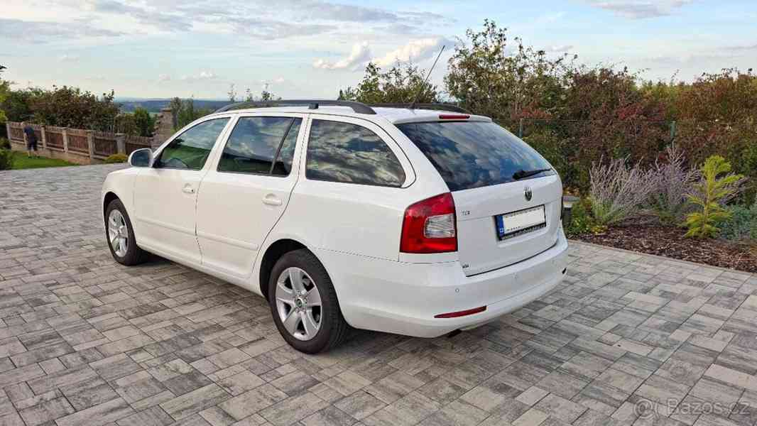 Škoda Octavia 2,0   tdi - foto 12