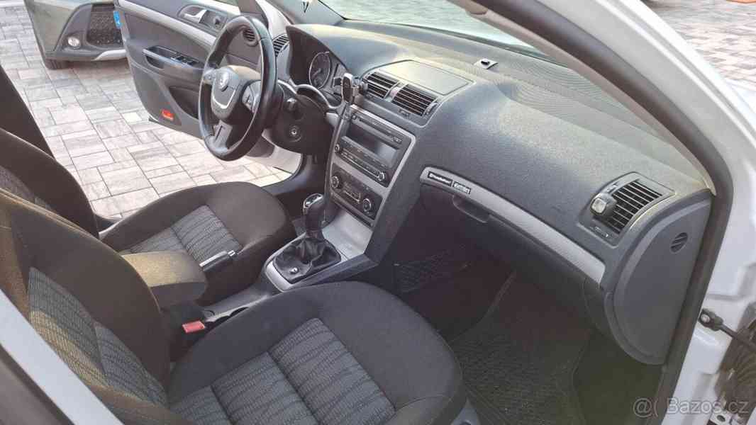 Škoda Octavia 2,0   tdi - foto 8