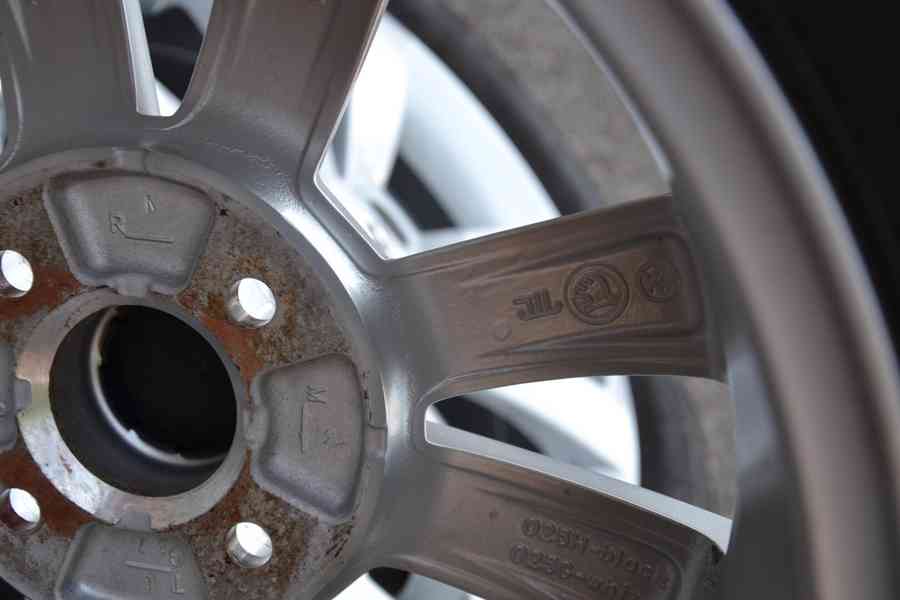 Zimní ORIG.Alu R15,Š.Citigo/Seat Mii,VW UP+Cont.185/55 - foto 17