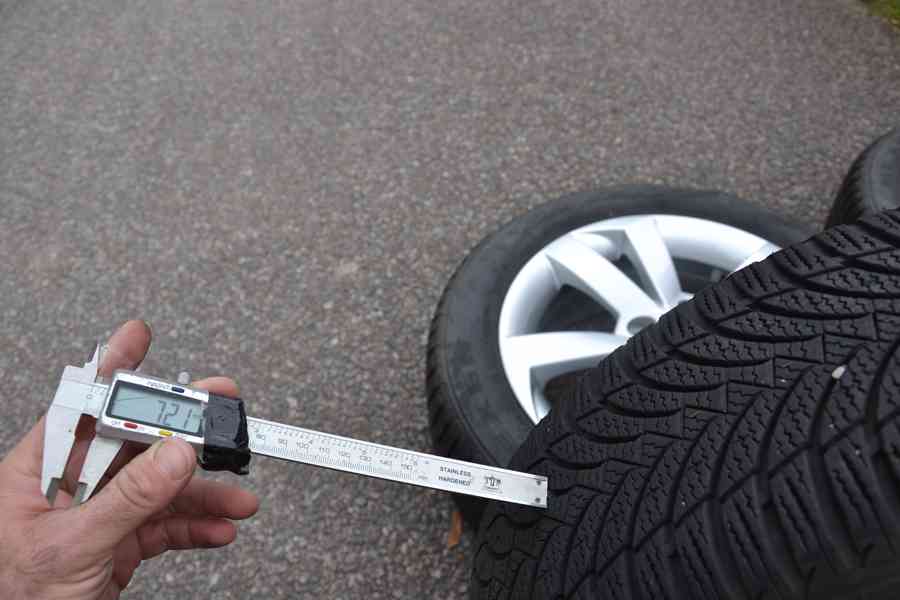 Zimní ORIG.Alu R15,Š.Citigo/Seat Mii,VW UP+Cont.185/55 - foto 24