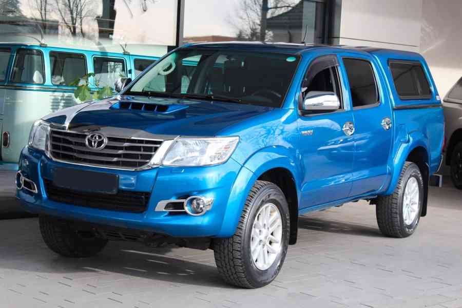 Toyota Hilux 2,5D4D Double Cab Comfort 106kw - foto 1