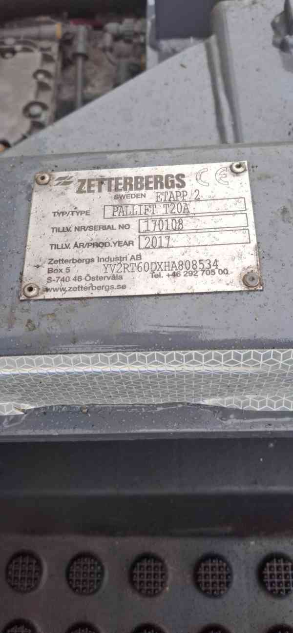 Hákový nosič kontejnerů Volvo 5800 FH 540 - foto 11