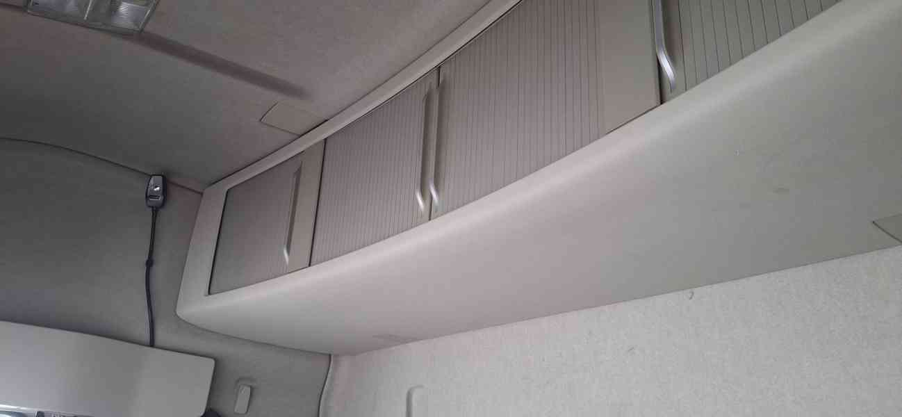 Hákový nosič kontejnerů Volvo 5800 FH 540 - foto 6