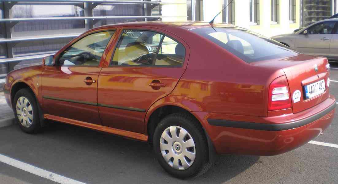 Škoda Octavia 1,9 tdi - foto 2