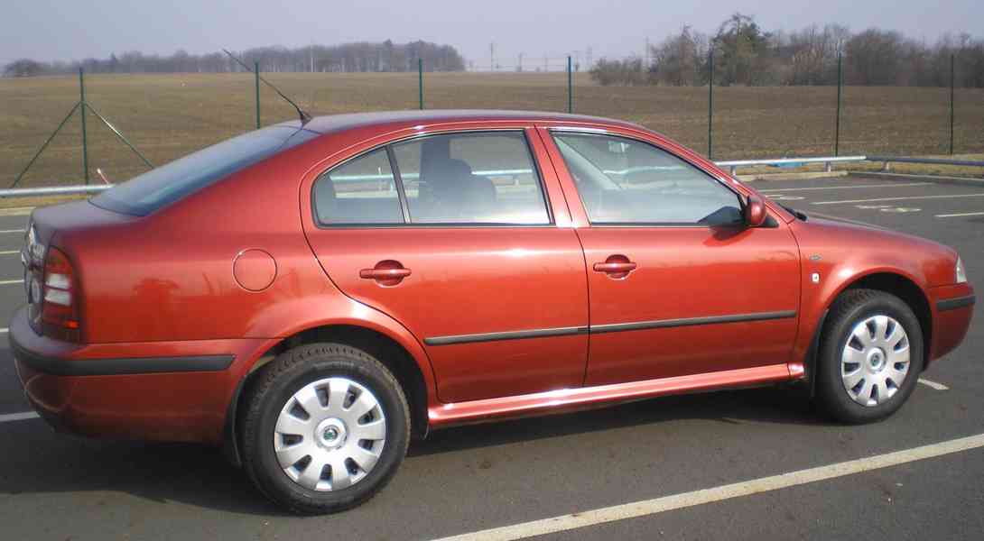 Škoda Octavia 1,9 tdi - foto 1