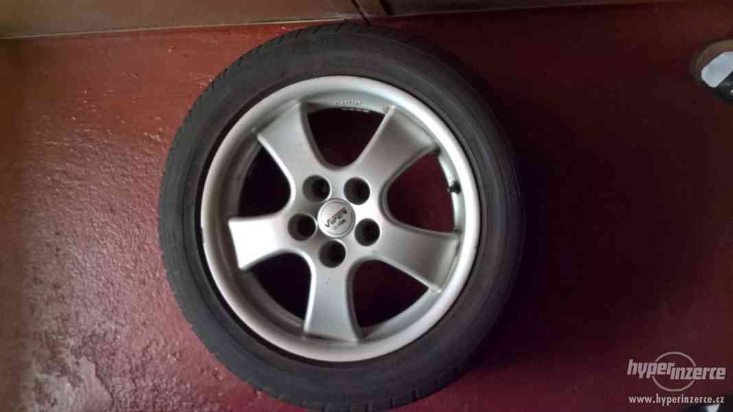 ALU kola VIPER 5x110 s letními pneu 205/55/R16 - foto 1