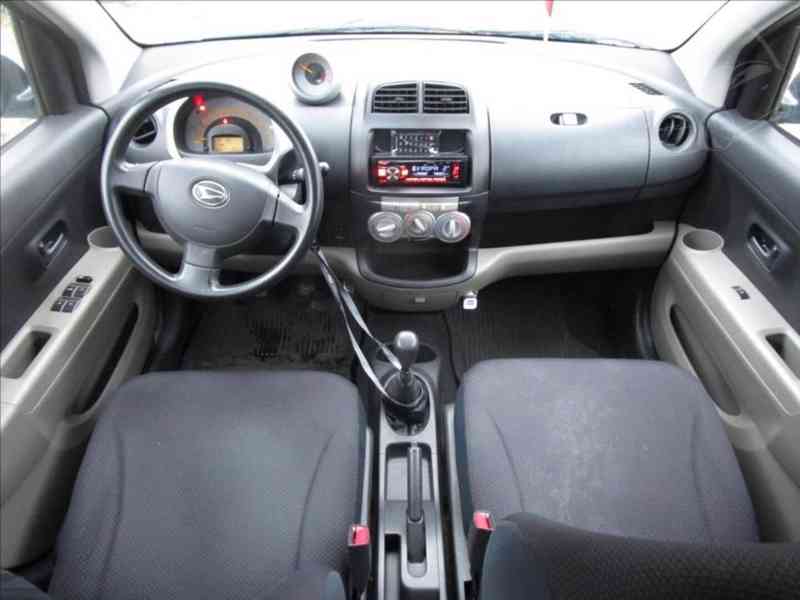 Daihatsu Sirion 1,3 i,16V NOVÁ STK - foto 5