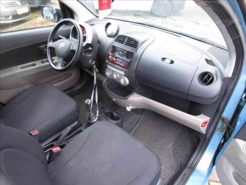 Daihatsu Sirion 1,3 i,16V NOVÁ STK - foto 13