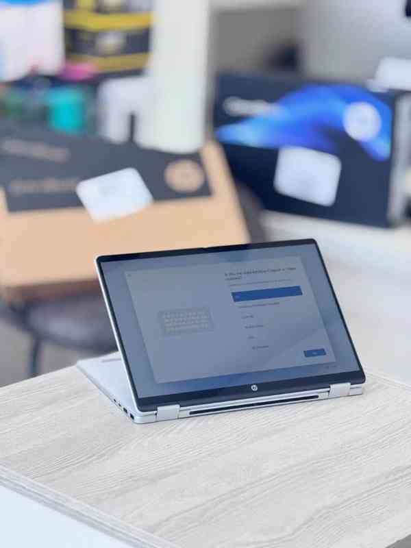 Notebook HP OmniBook 5 Flip 14-fp0023dx x360 2 v 1 Intel Cor - foto 2