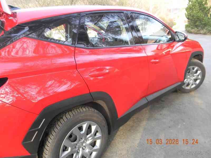 Hyundai Tucson 1,6   T-GDI 4x2 110 kW START - foto 13