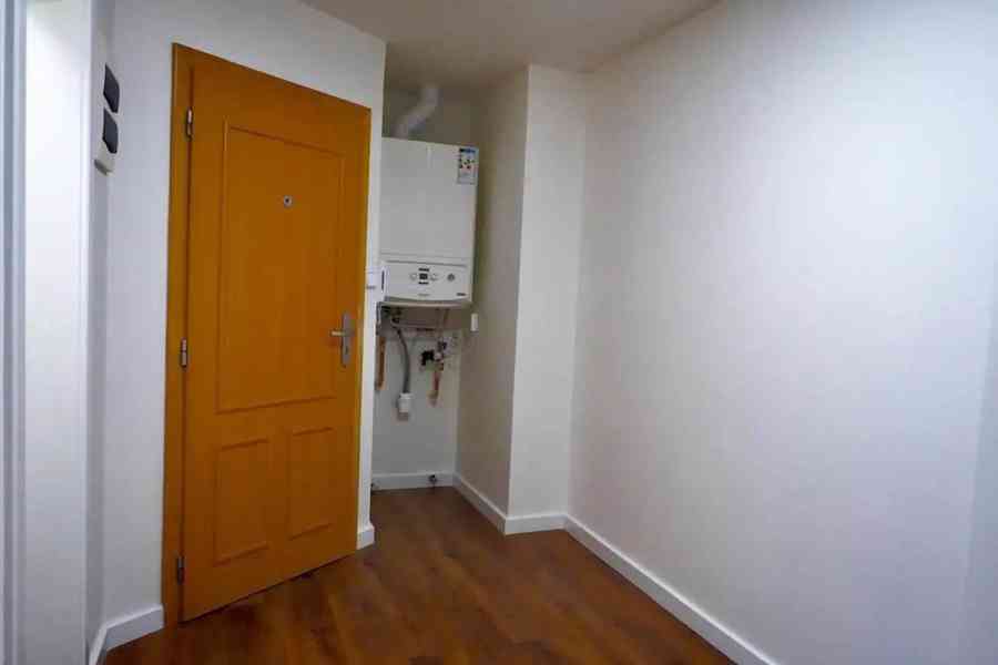 Pronájem bytu 3+kk 76 m² - foto 8