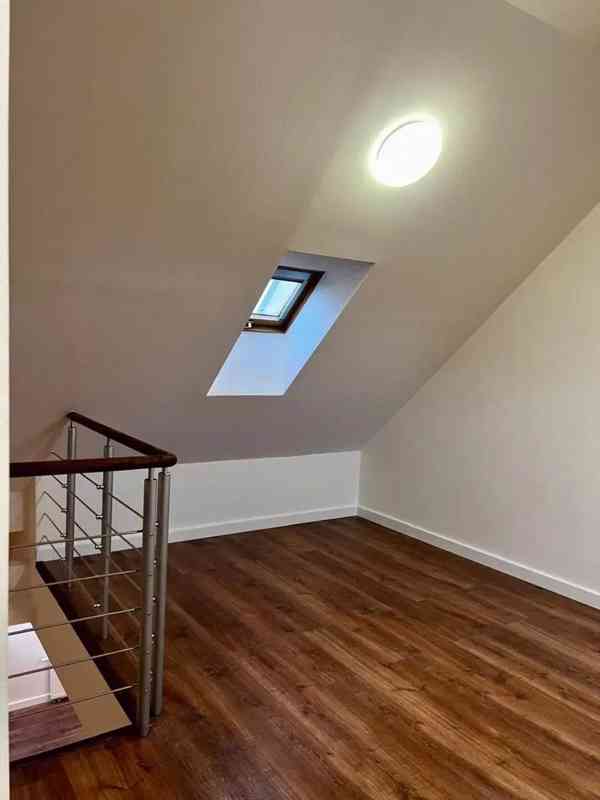 Pronájem bytu 3+kk 76 m² - foto 5
