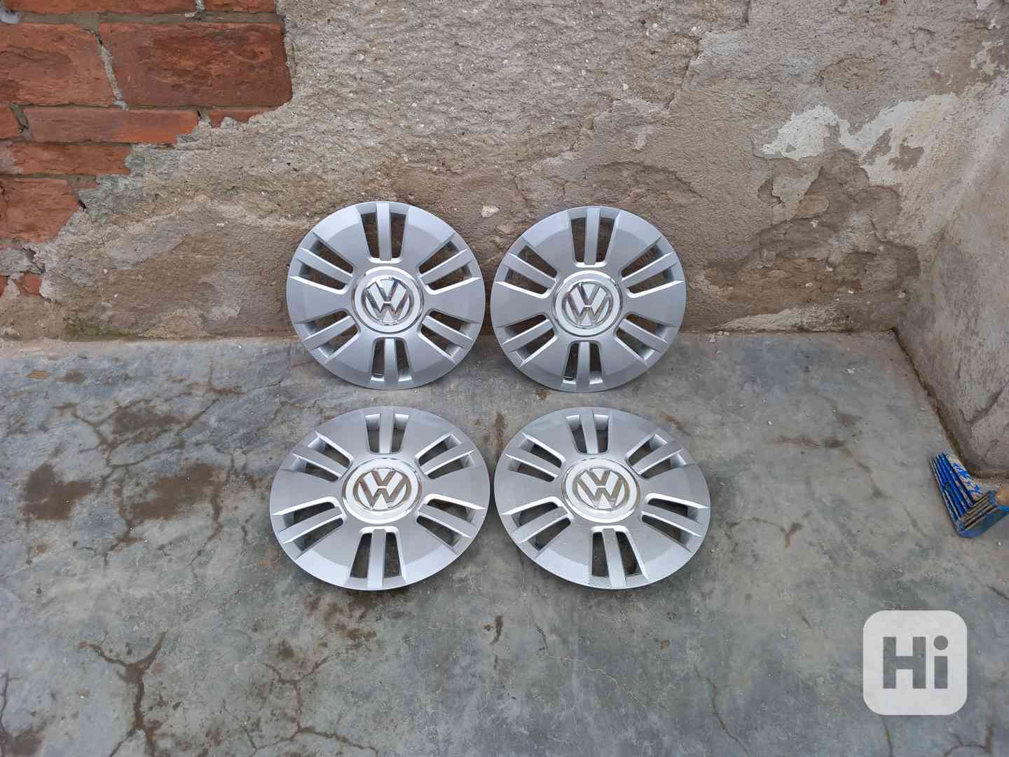Poklice Vw, Sada 1S0 601 147 D - foto 1