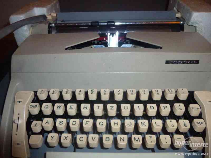Funkční psací stroj - foto 1